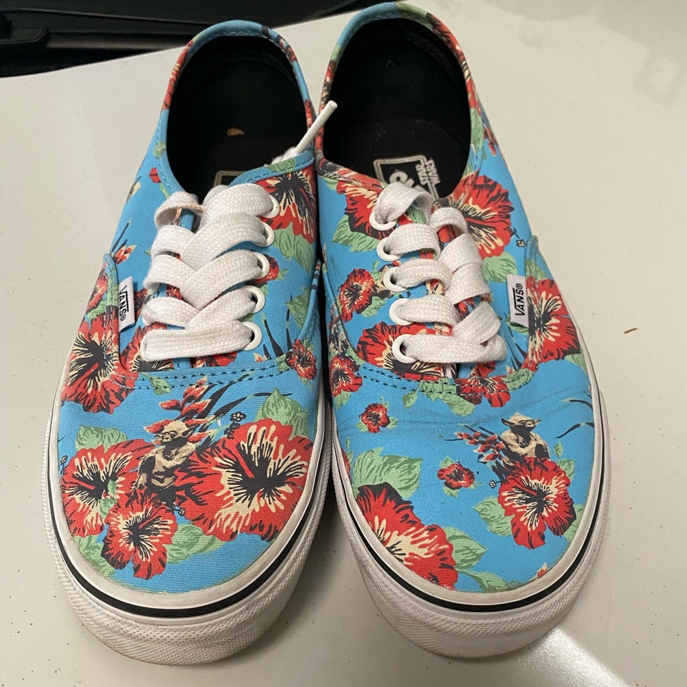 Vans Star Wars yoda authentic Mens 7 women’s 8.5